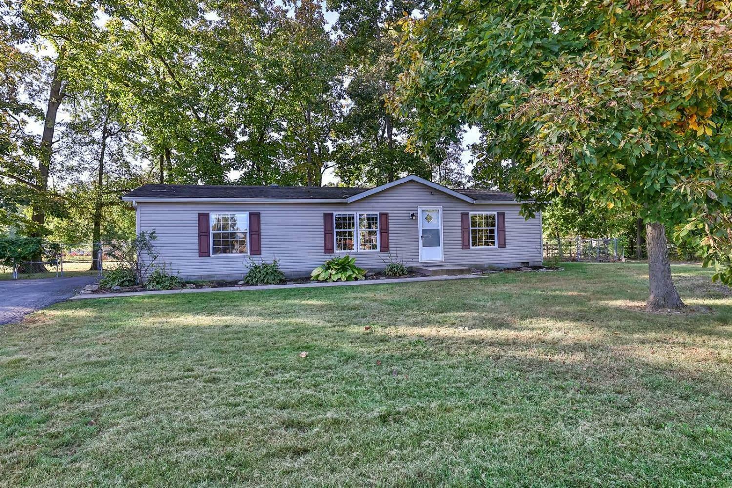 Property Photo: 1942 Woodland Dr N OH 45118