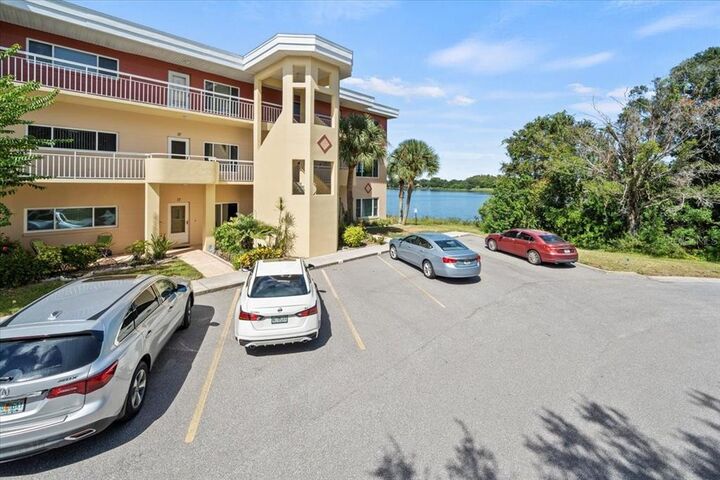 Property Photo:  2022 Camelot Drive 37  FL 33763 