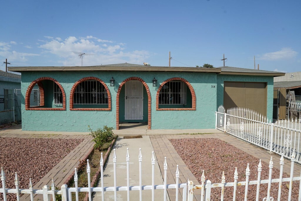 Property Photo:  314 316 Zenith Street  CA 91911 