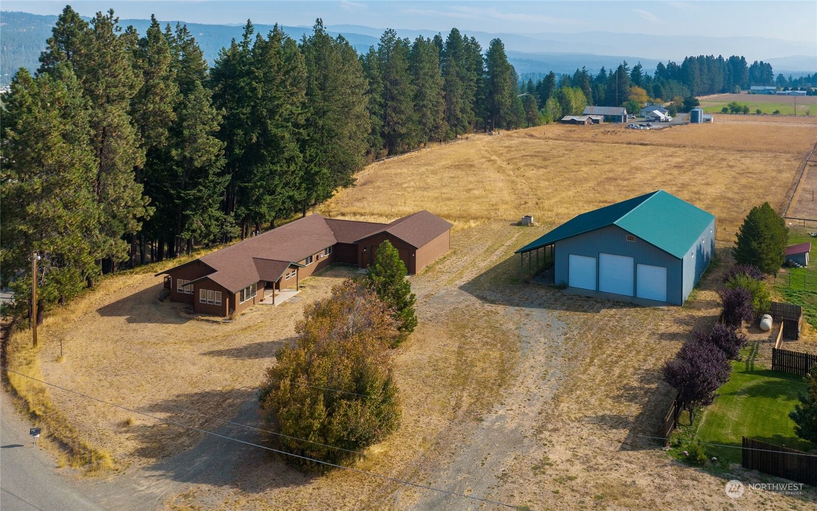 Property Photo:  300  Pease Road  WA 98922 
