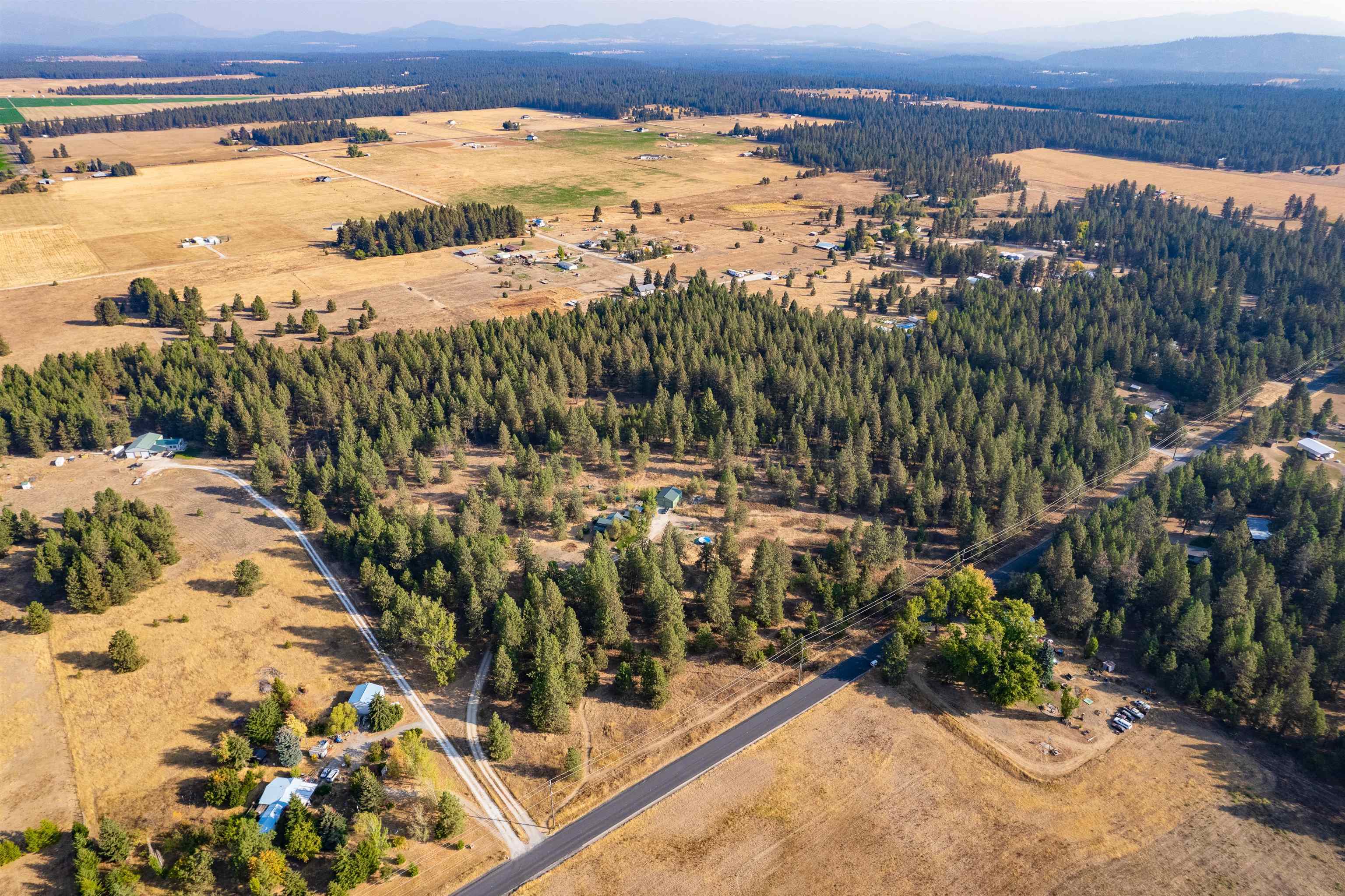 Property Photo:  800 W Westmoreland Rd  WA 99006 