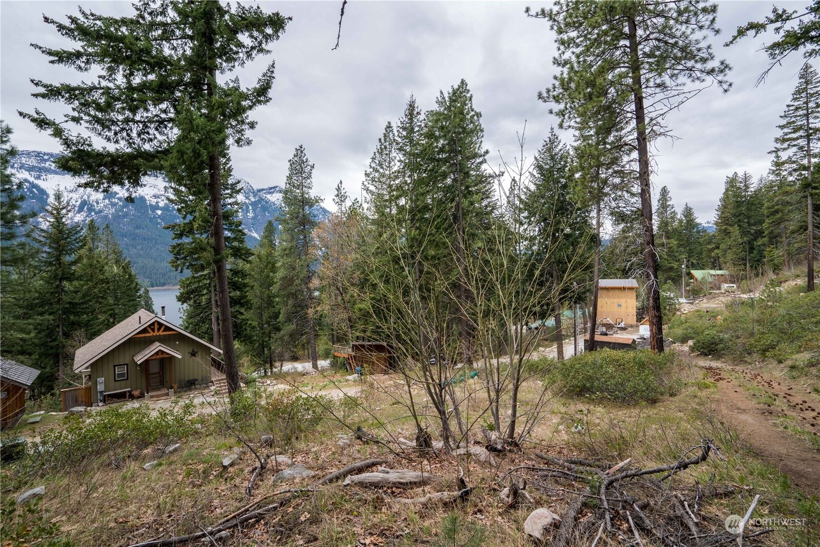 Property Photo:  32 Fall Creek Lane  WA 98826 