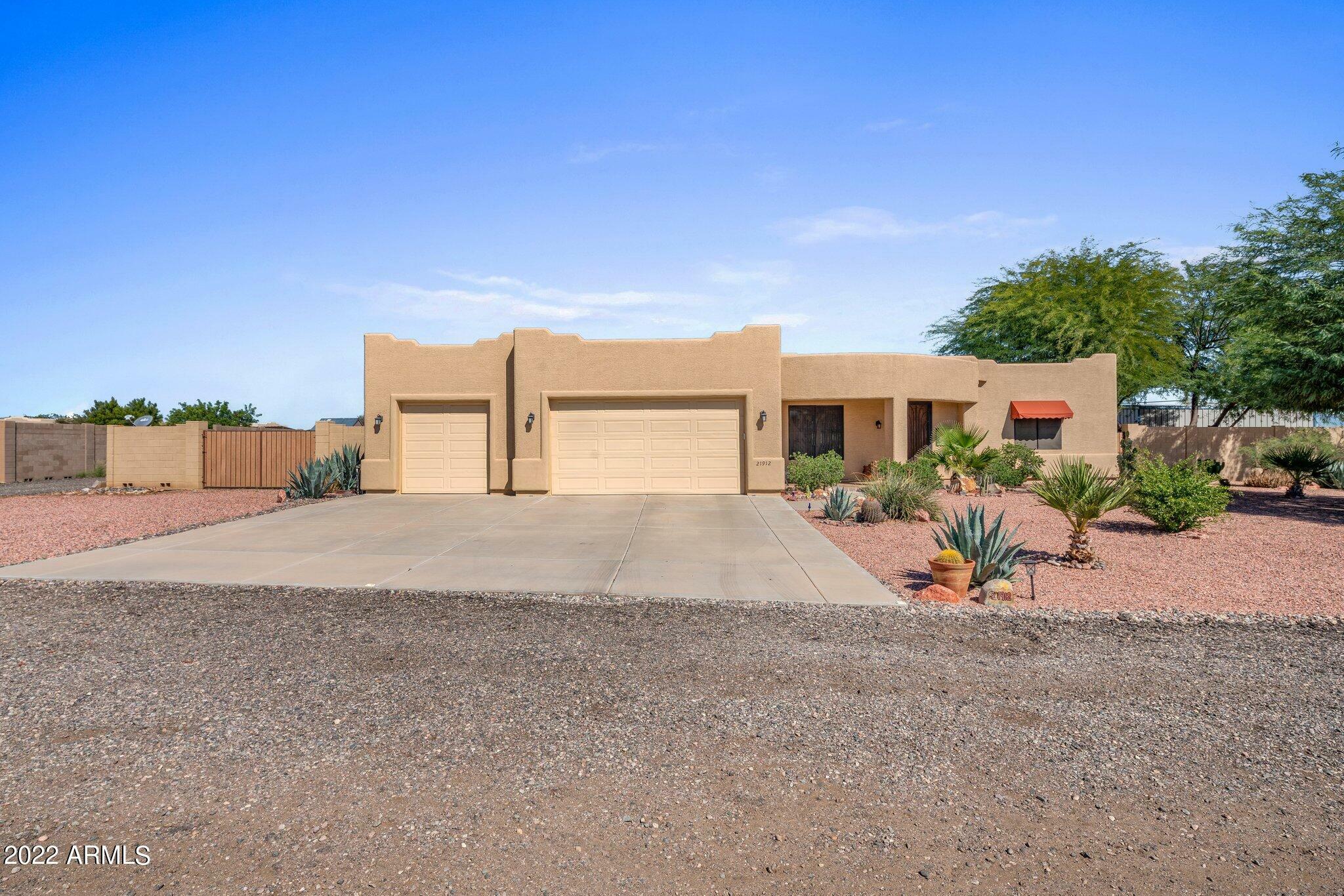 Property Photo:  21912 W Rancho Del Oro --  AZ 85361 