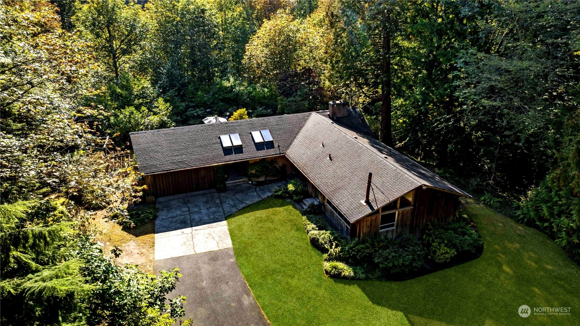 Property Photo: 11008 N Deer Drive WA 98020