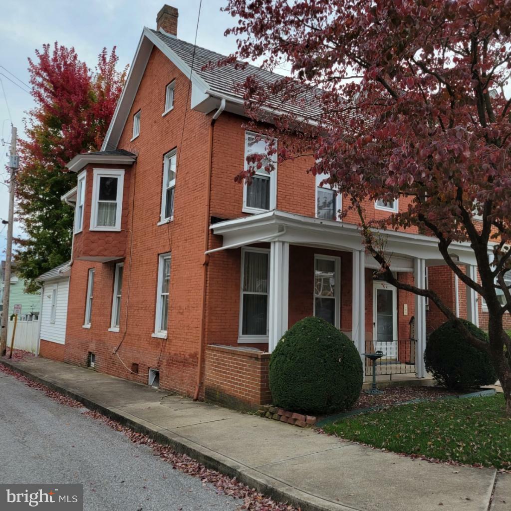 Property Photo: 131 S Broad Street PA 17268