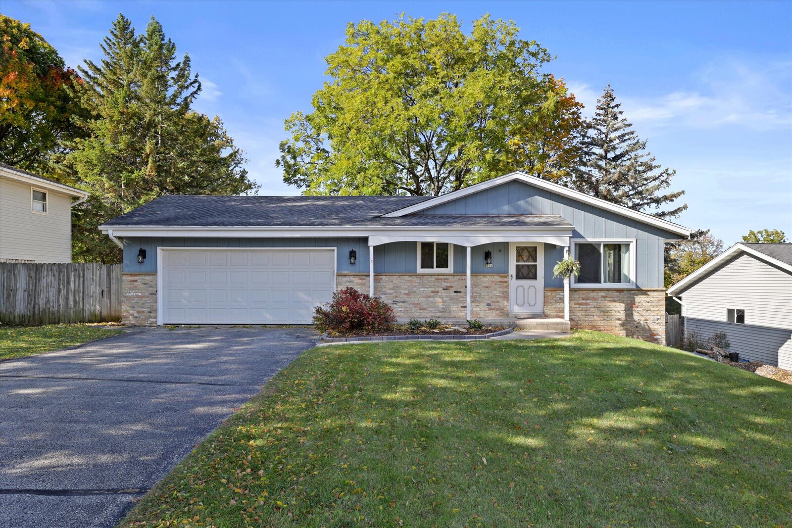 Property Photo: 546 S 18th Ave WI 53095