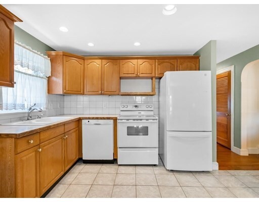 Property Photo: 265 Newton Street MA 02453