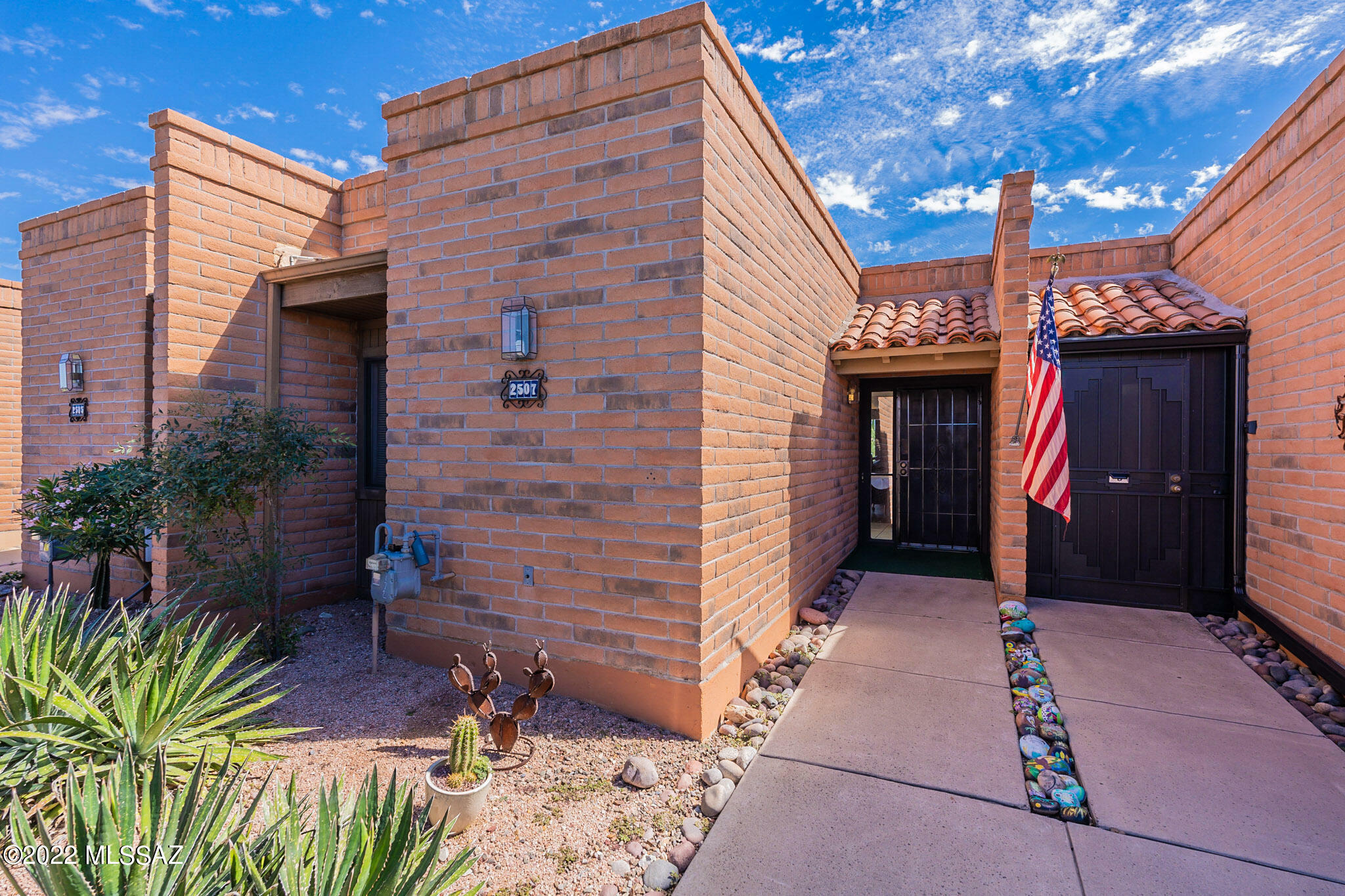 Property Photo:  2507 S Calle De Humes  AZ 85622 