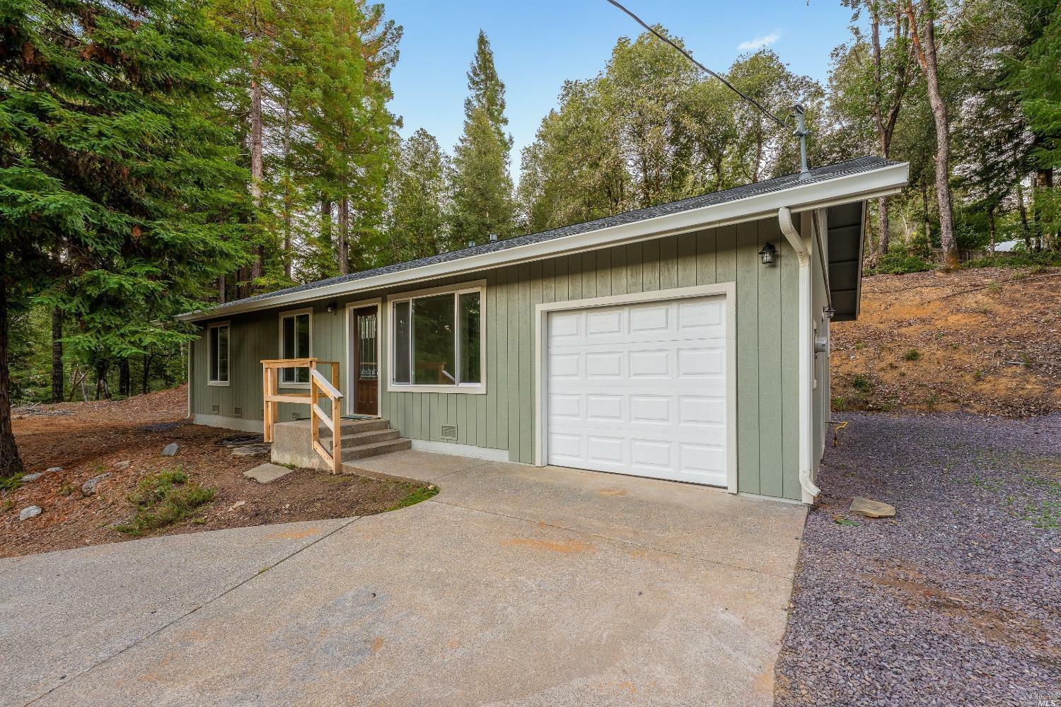 25156 Blue Jay Place  Willits CA 95490 photo
