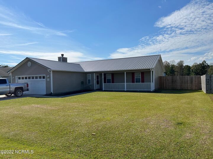 307 Kenilworth Place  Hubert NC 28539 photo