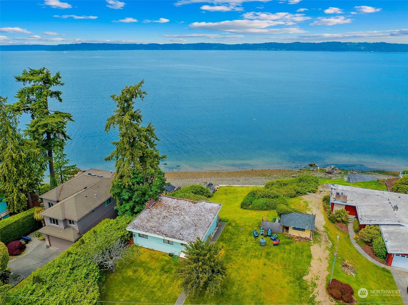 Property Photo:  3030 SW 300th Place  WA 98023 