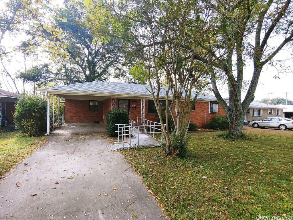 Property Photo:  6707 Stonecrest Drive  AR 72204 