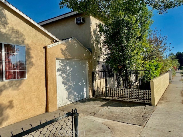 Property Photo:  12756 Barbara Ann Street  CA 91605 