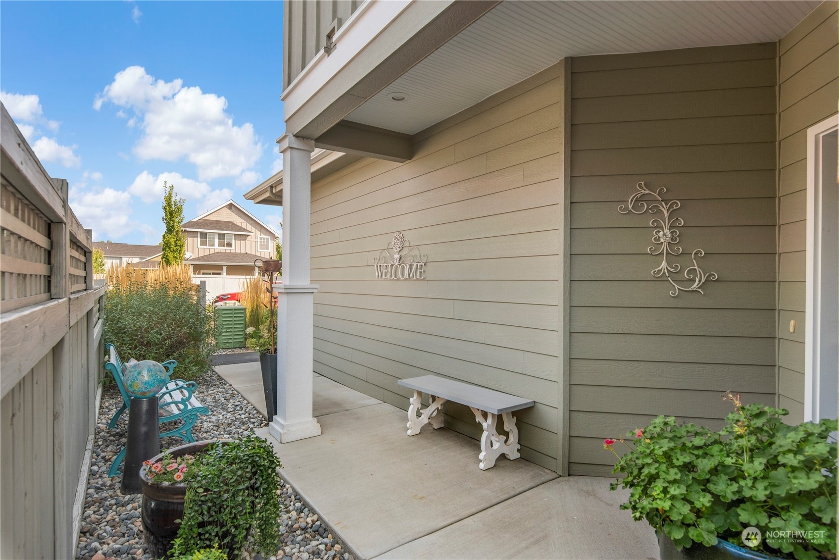 Property Photo:  2452 Columbia Avenue NW 5  WA 98802 