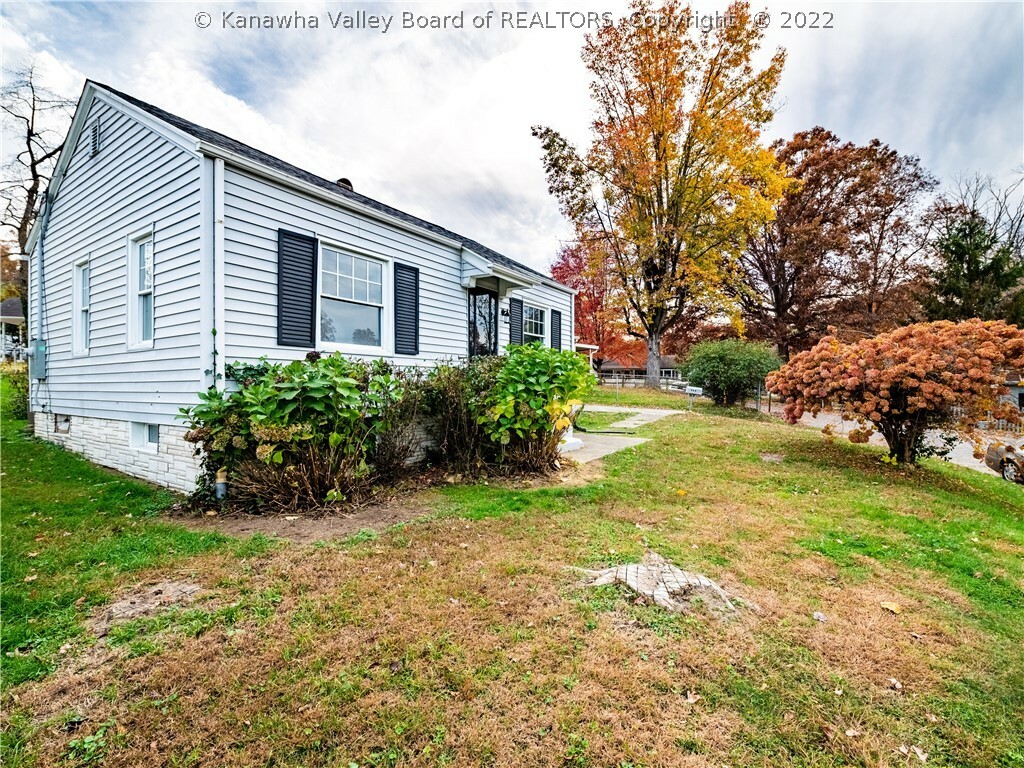 Property Photo:  964 Zerkle Street  WV 25177 