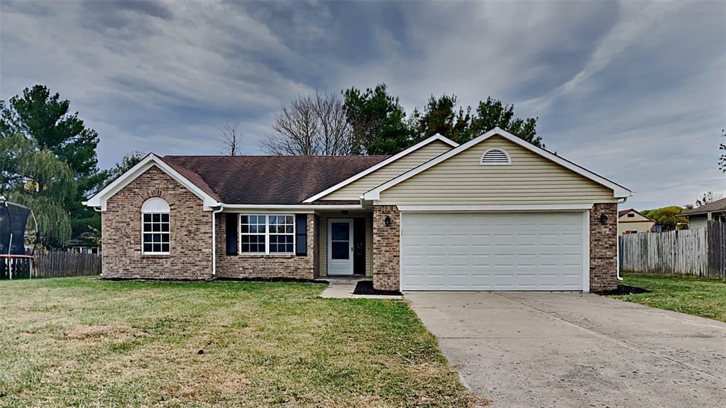 511 Meadowlark Court  Whiteland IN 46184 photo