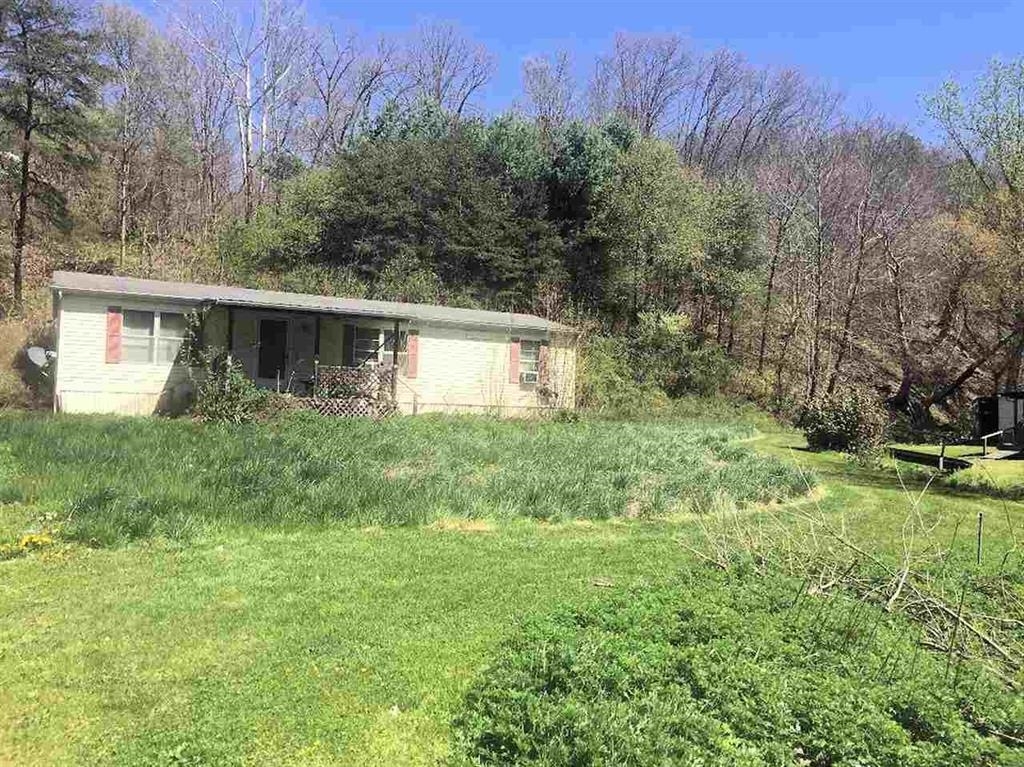 Property Photo:  4055 State Highway 773  KY 41146 