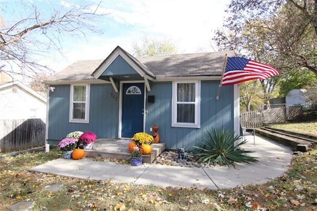 Property Photo:  245 Emerson Avenue  KS 66012 