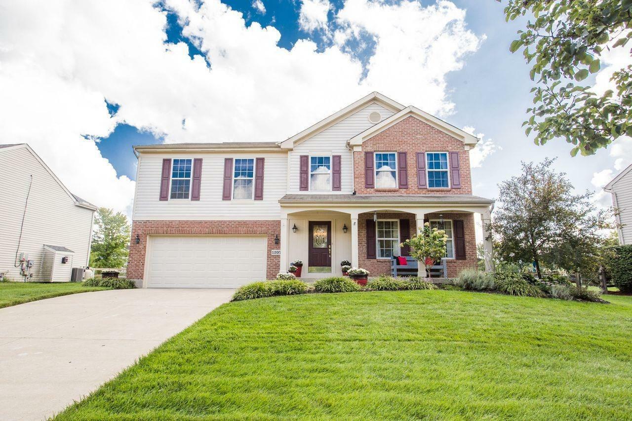 Property Photo: 1207 Parkside Dr OH 45103