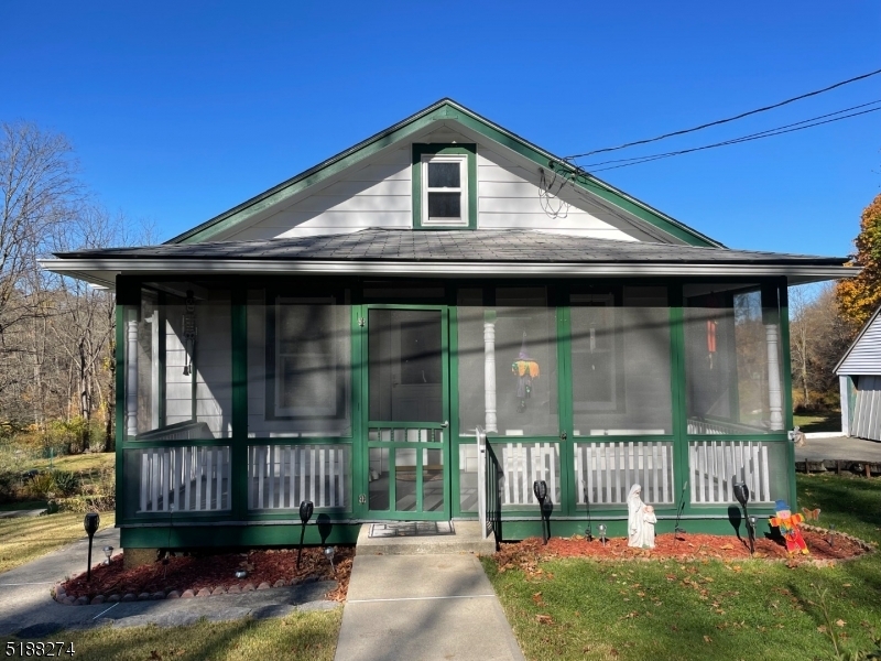 Property Photo: 10 Wild Cat Rd NJ 07416