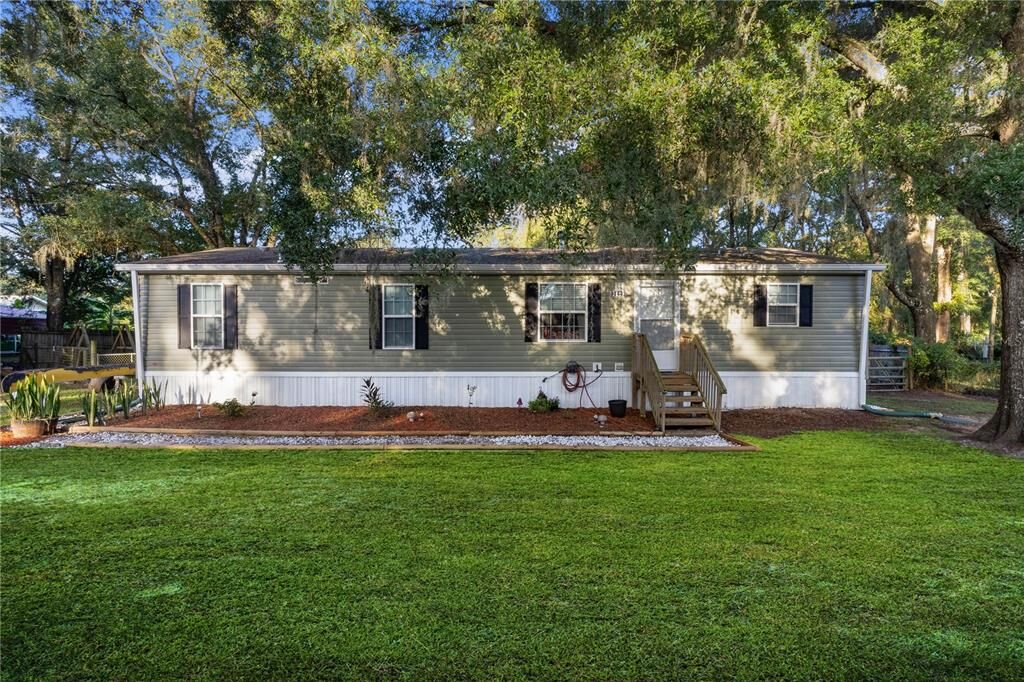 Property Photo:  11442 Cr 683B  FL 33597 