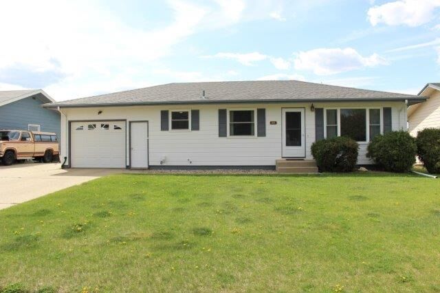 Property Photo:  1301 25th Place NW  ND 58703 