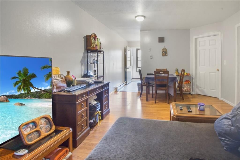 Property Photo:  15 9th Street   61920 