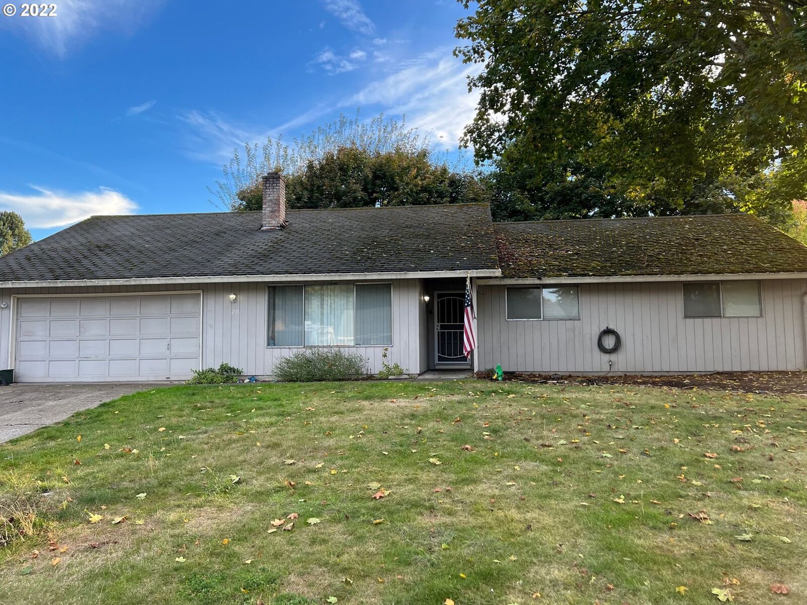 Property Photo: 211 NW Loan Pl WA 98665