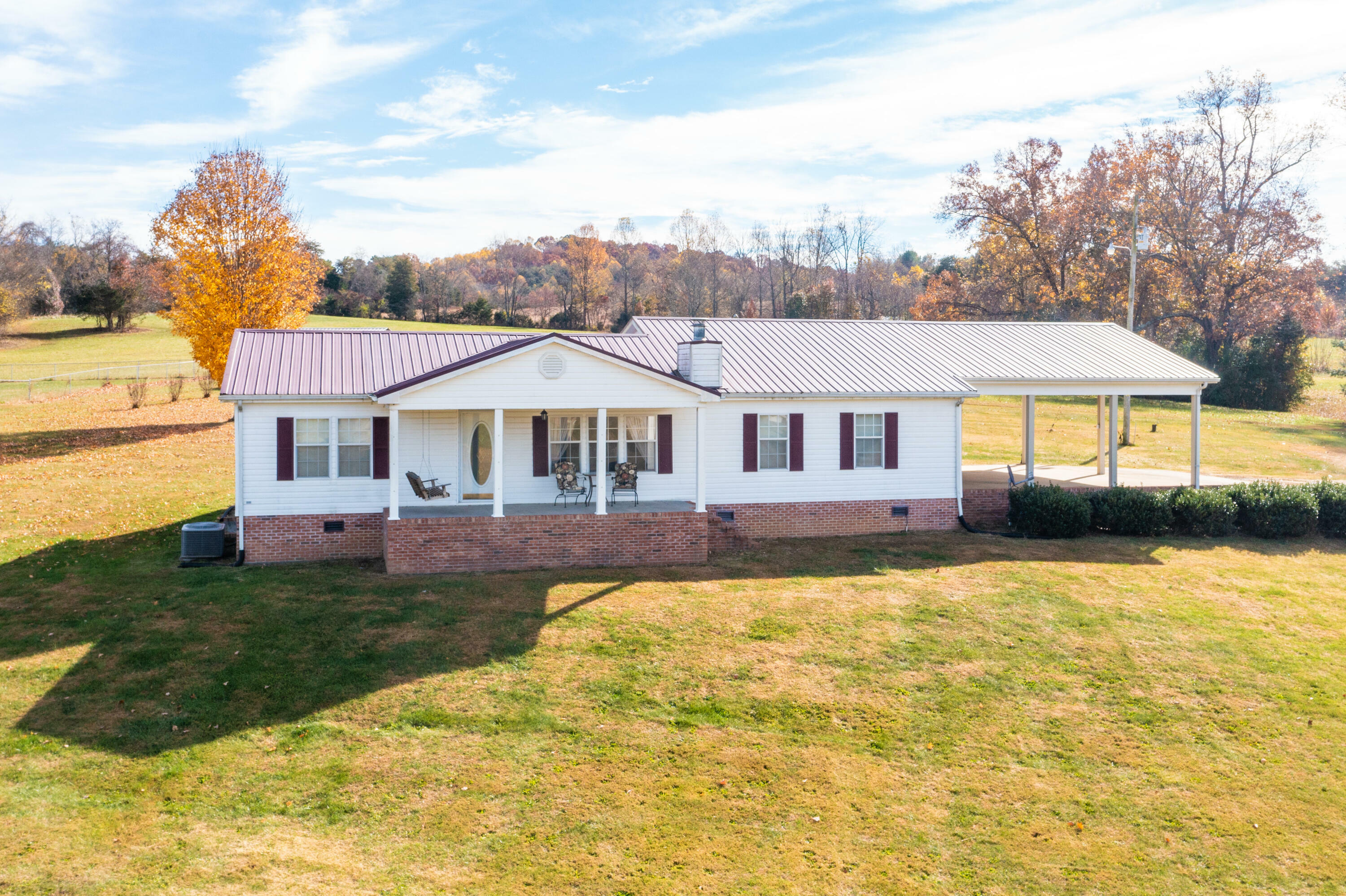 Property Photo:  673 Bayless Road  TN 37659 