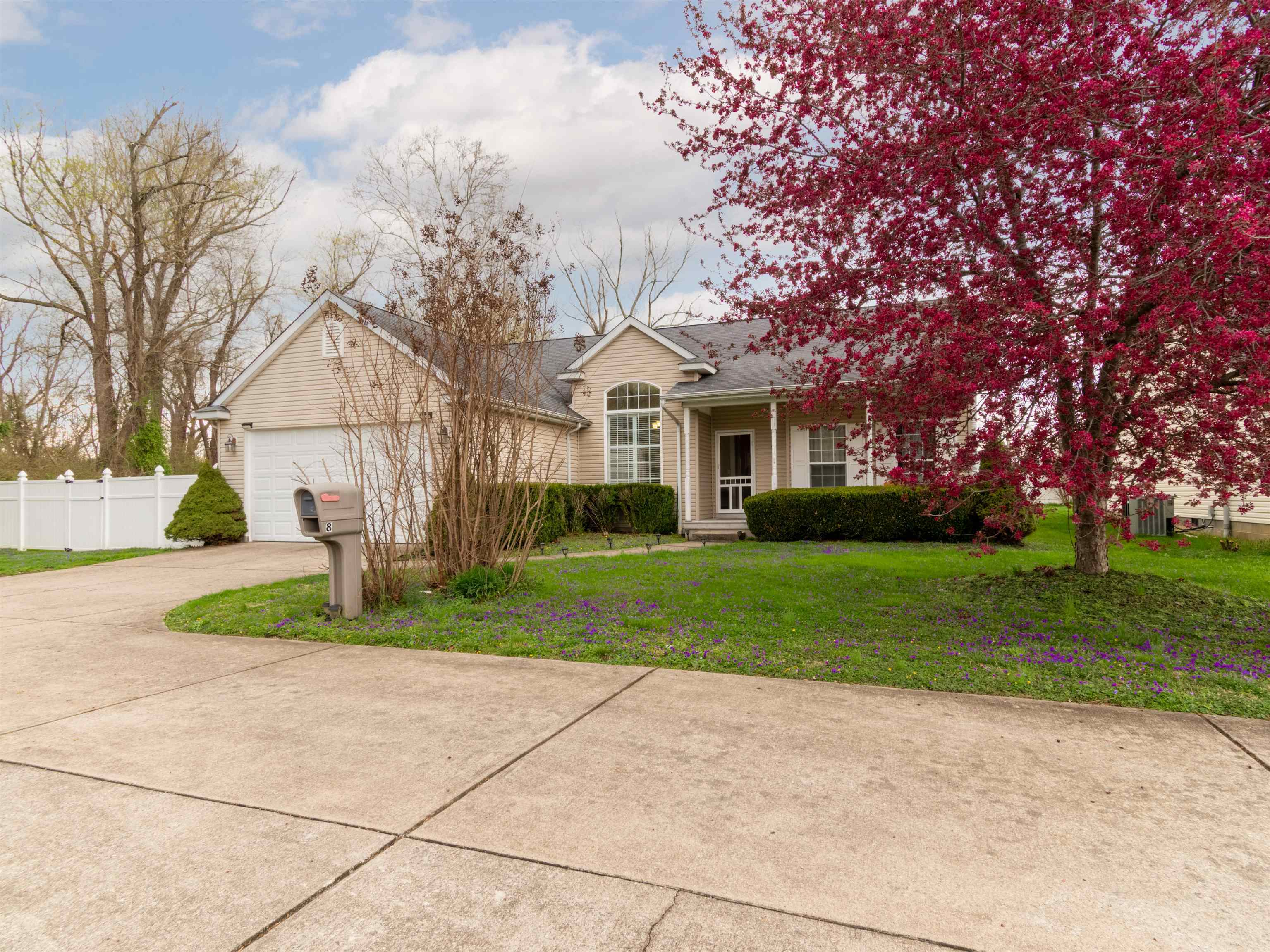 Property Photo:  8 Childers Court  WV 25504 