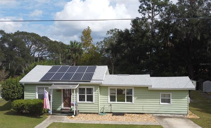 Property Photo:  229 N Phippen Avenue  FL 32724 