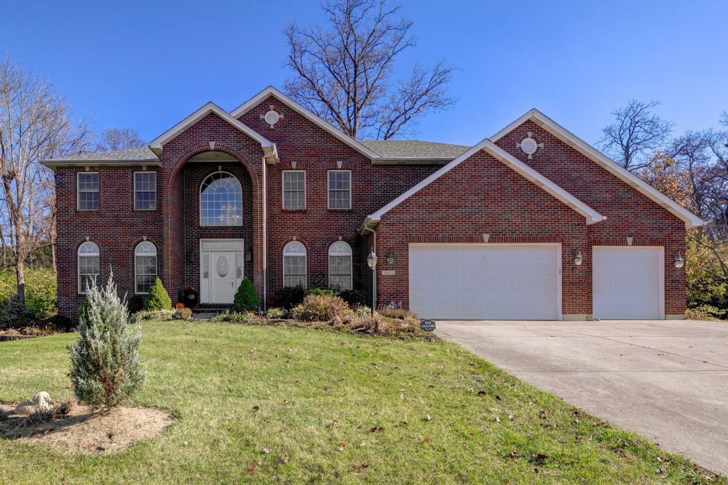 Property Photo: 4401 Hidden Oaks Ln OH 45011