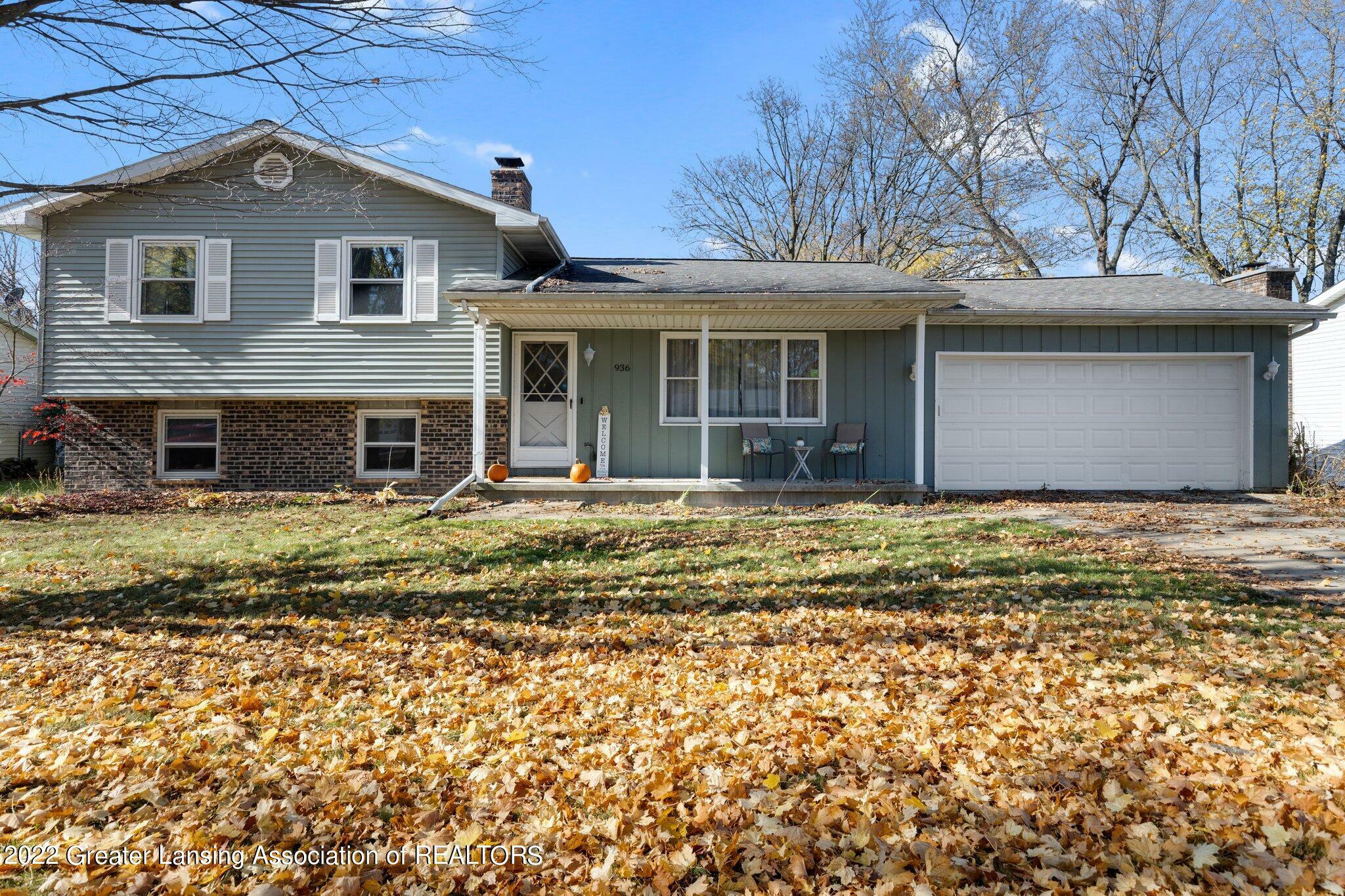 Property Photo: 936 Tindalaya Drive MI 48917