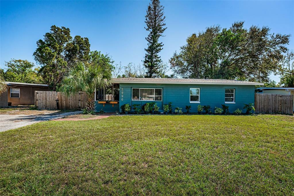 Property Photo:  3996 Neptune Drive SE  FL 33705 