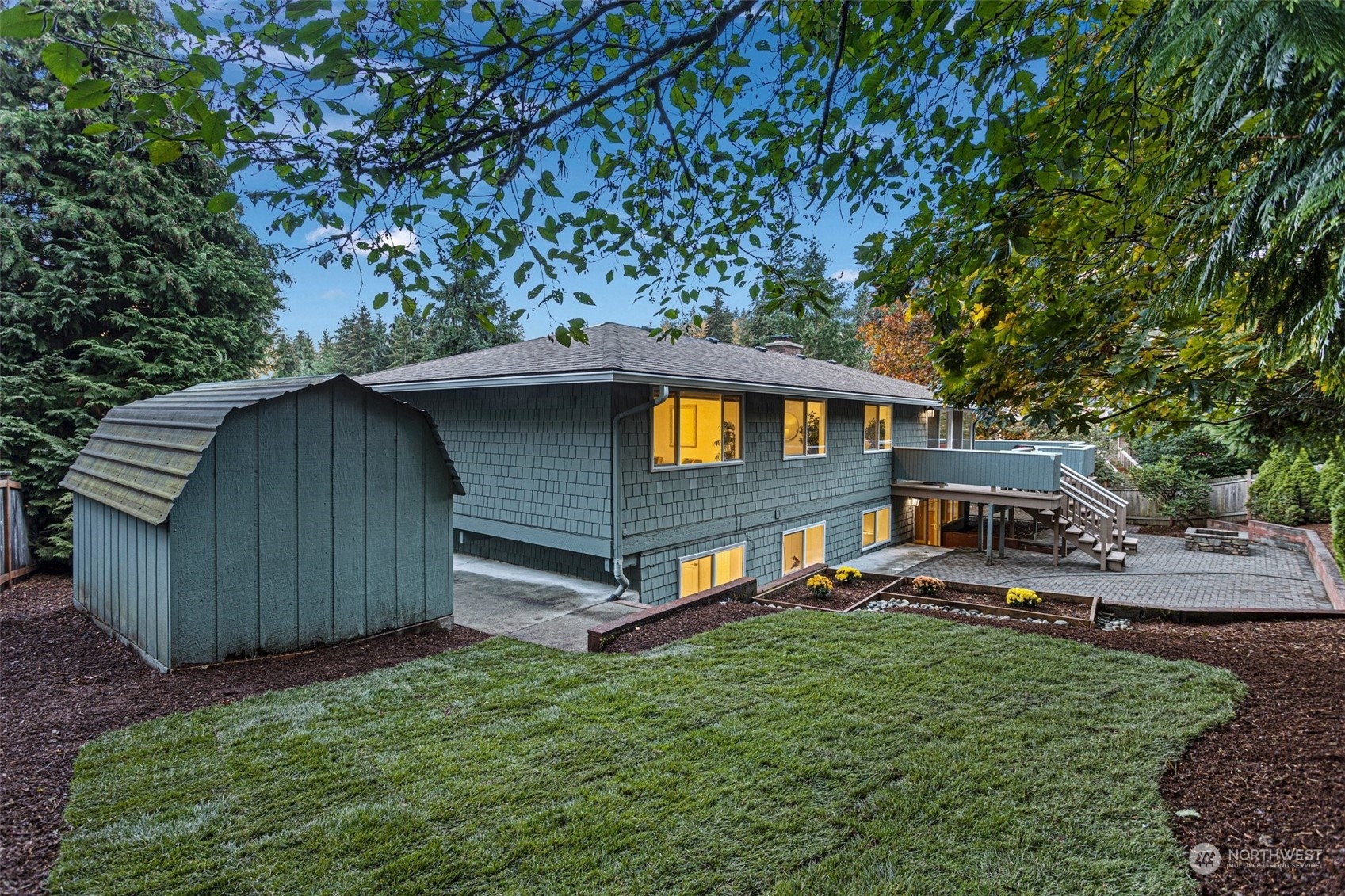 Property Photo:  4675 Highland Drive  WA 98006 