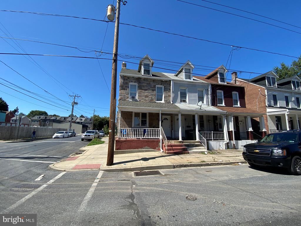 Property Photo:  541 Fremont Street  PA 17603 