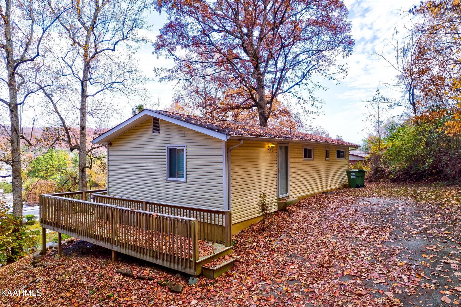 Property Photo: 2704 Rifle Range Drive TN 37918