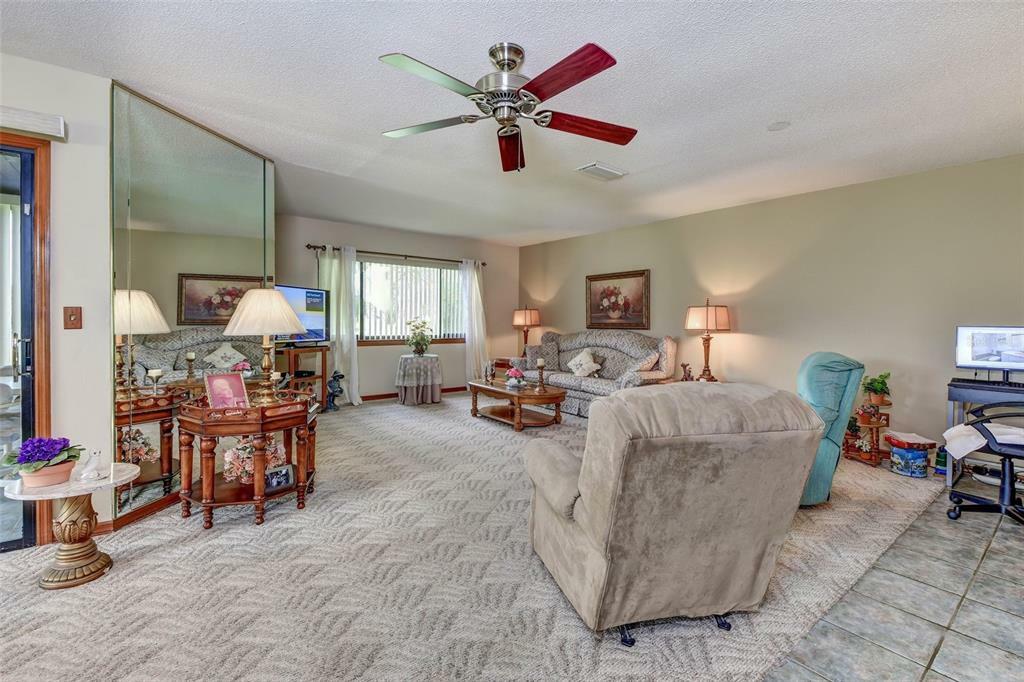 Property Photo:  2100 Kings Cross Street  FL 32796 