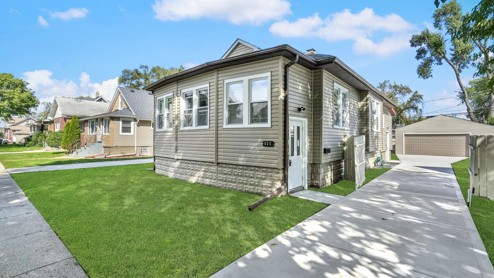 Property Photo: 625 23rd Avenue IL 60104