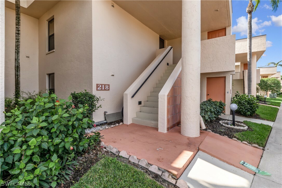 Property Photo:  14750 Eagle Ridge Drive 218  FL 33912 