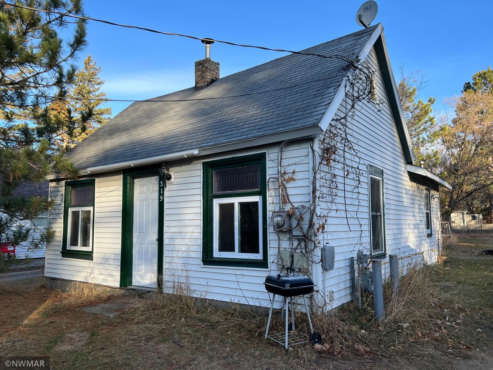 Property Photo:  519 26th Street NW  MN 56601 
