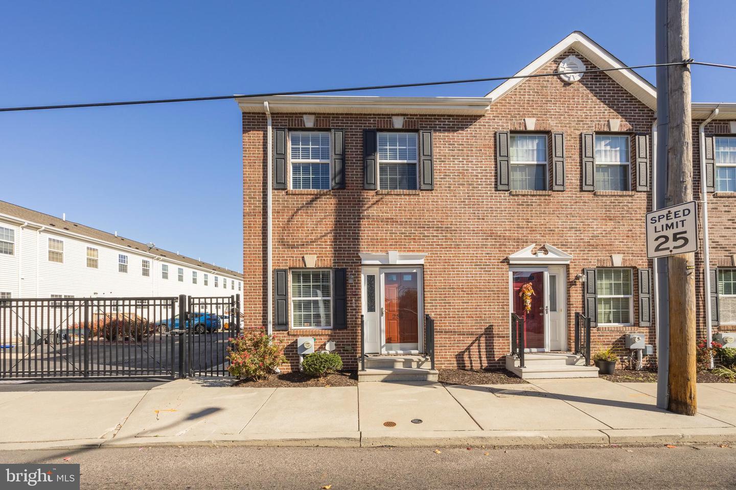 Property Photo: 2527 Pickwick Street PA 19134