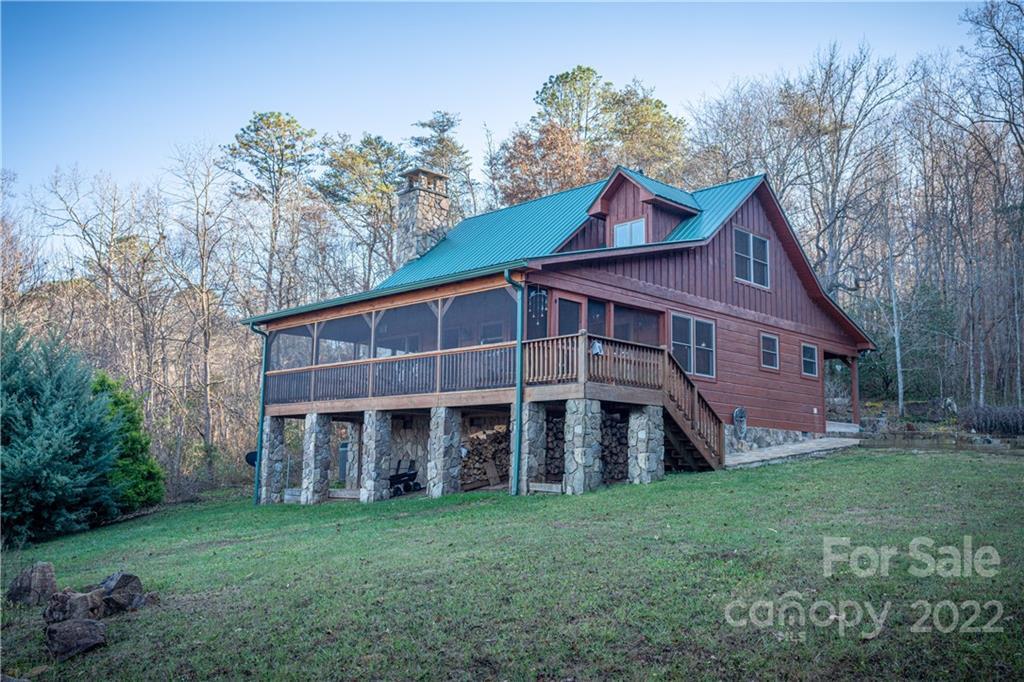 Property Photo: 468 Desoto Trail NC 28779