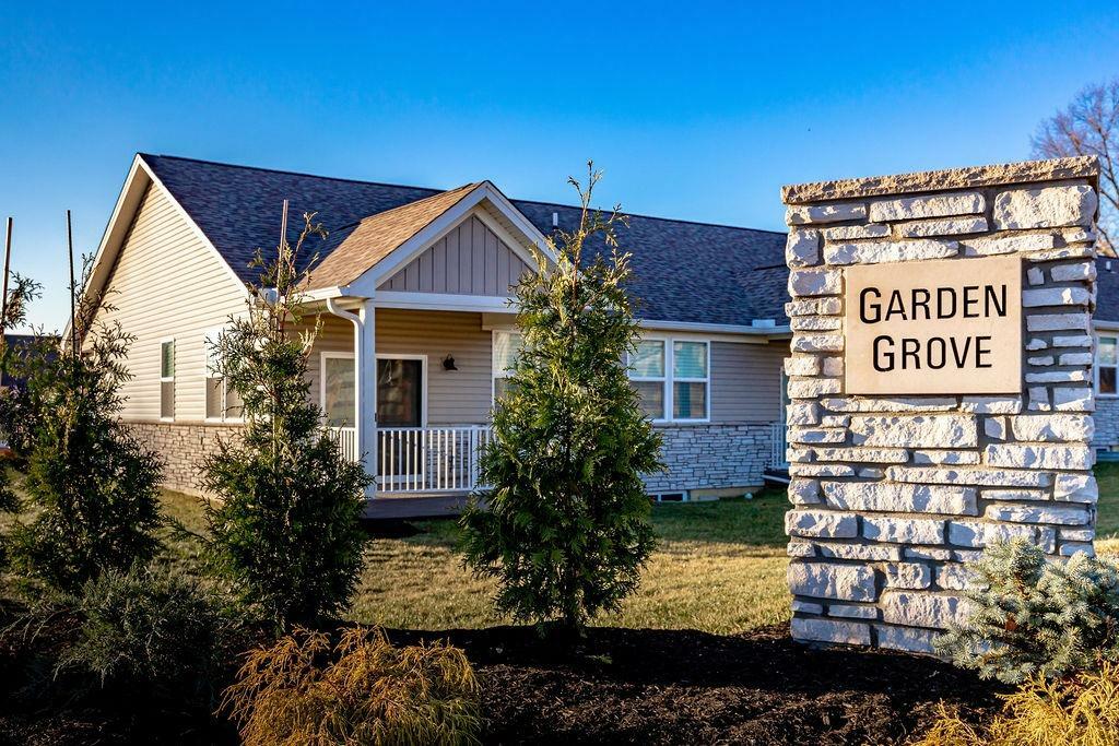 Property Photo:  5017 Garden Grove Lane  OH 45238 
