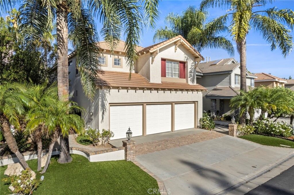 Property Photo:  843 Newton Lane  CA 92870 