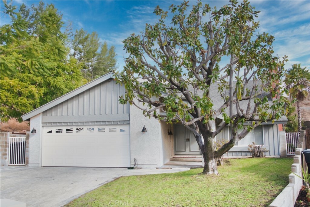 Property Photo:  899 Mango Street  CA 92821 