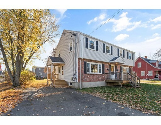 Property Photo:  33 Grape Street  MA 01801 