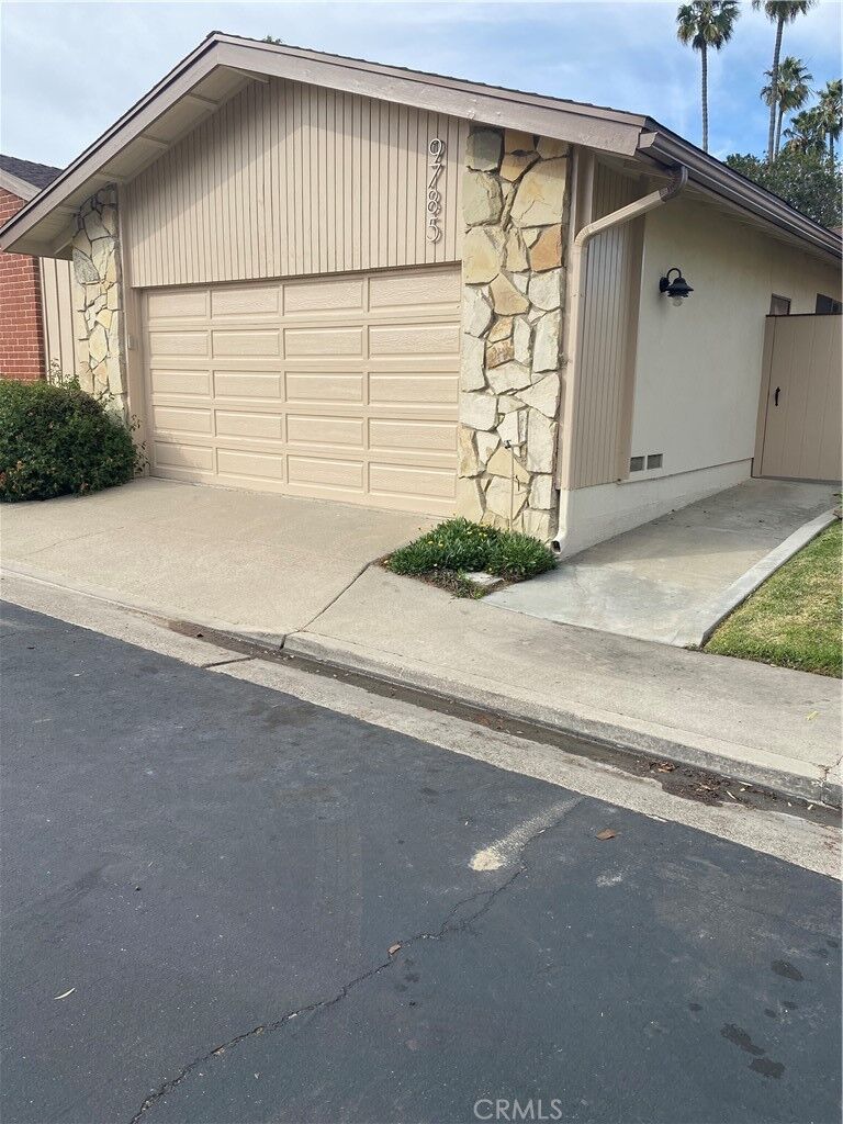 Property Photo: 9785 Verde Mar Drive CA 92646