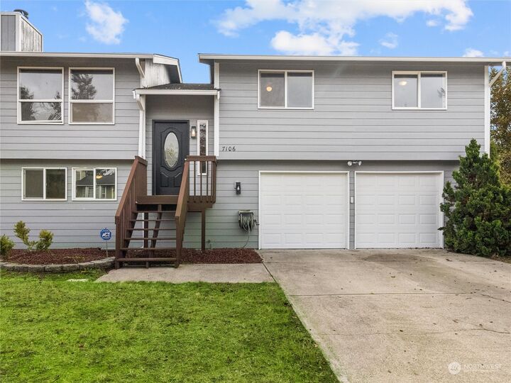 Property Photo: 7106 190th Street Ct E WA 98375