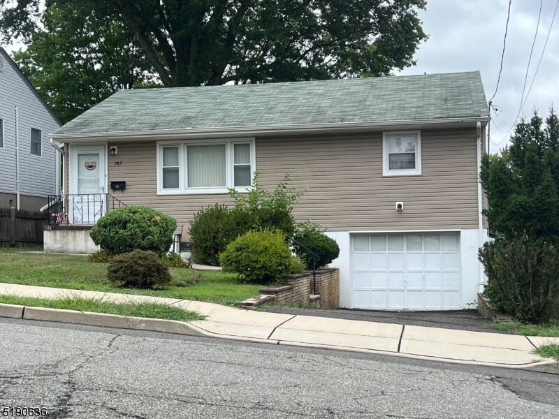 Property Photo: 282 Cumberland Ave NJ 07502